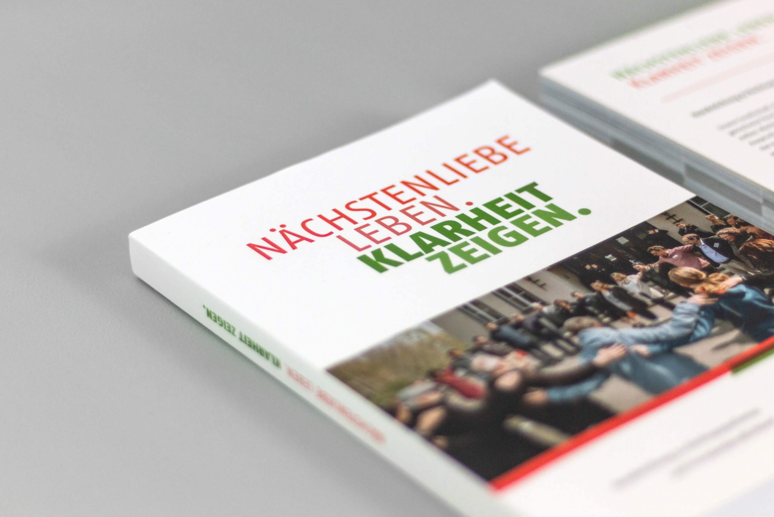 Handreichung zu Rechtspopulismus und Fremdenfeindlichkeit